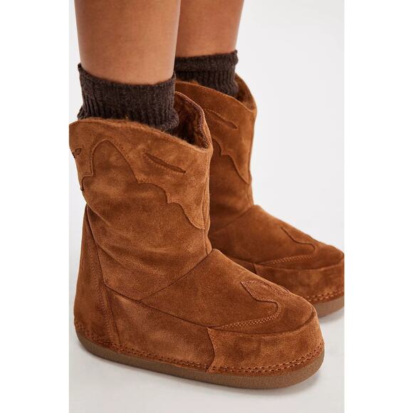 $390! Inuikii Free People Cozy Cowboy Boots In Brown Size 9 US/ 40 EU - Picture 1 of 3